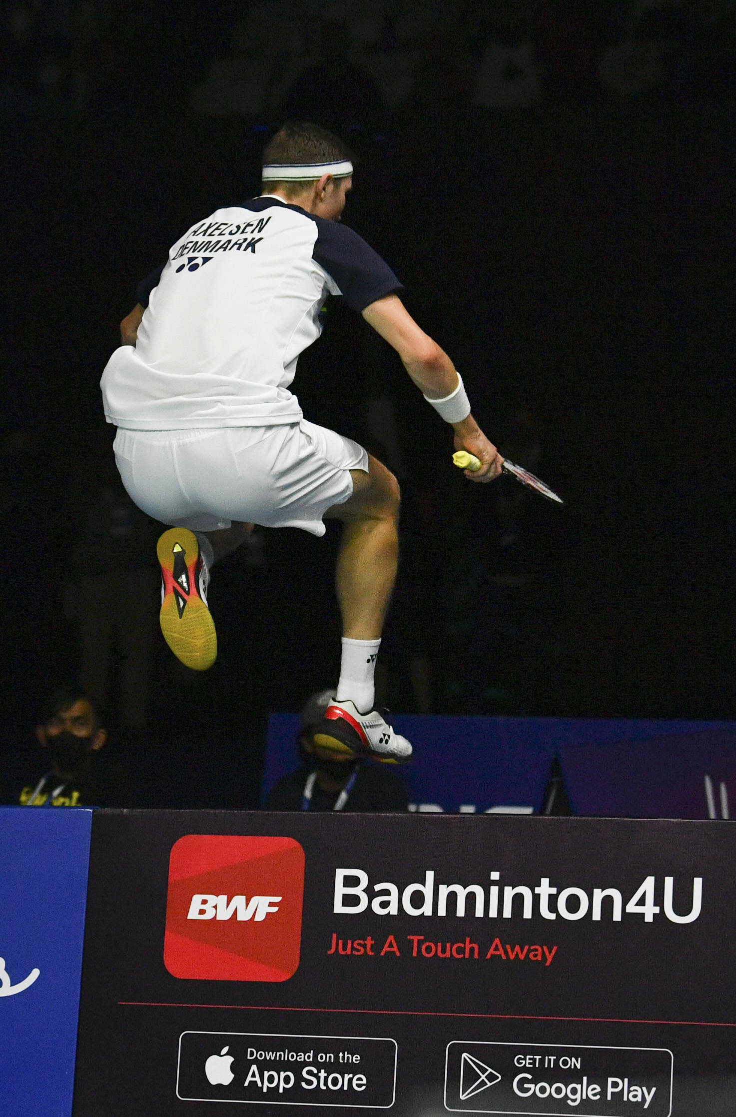 马来西亚队绝杀印度队，安赛龙惊艳四座