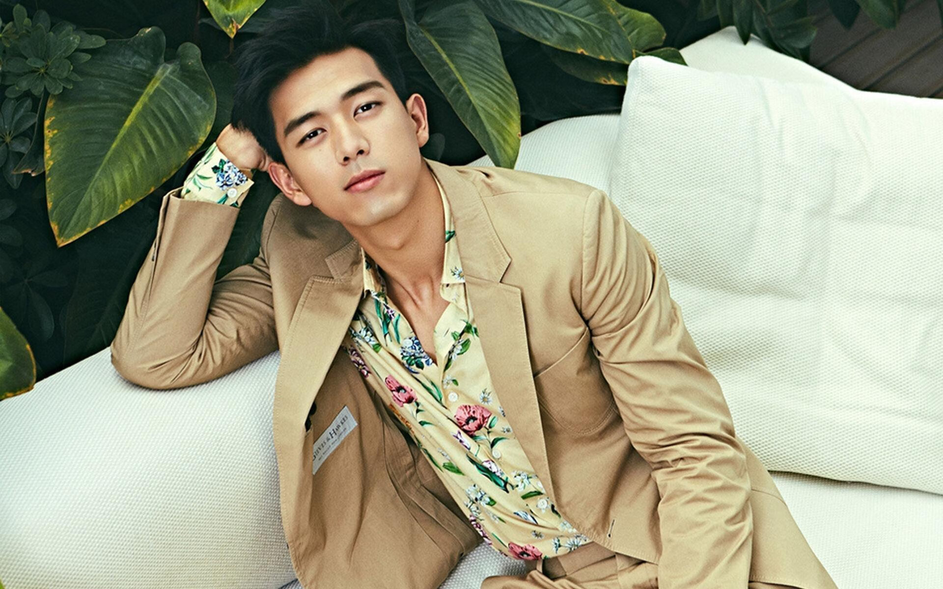 哈利伯顿关键发挥助尼克斯一波流带走鹈鹕